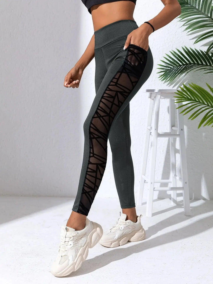 Ultimate Comfort Seamless Mesh Leggings for Active Pursuits