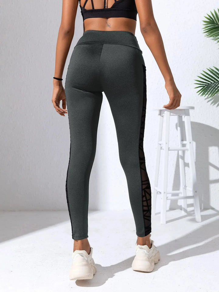 Ultimate Comfort Seamless Mesh Leggings for Active Pursuits